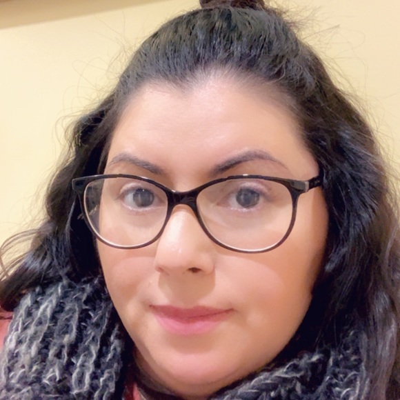 Meet your Posher, Raquel - Picture 3 of 3